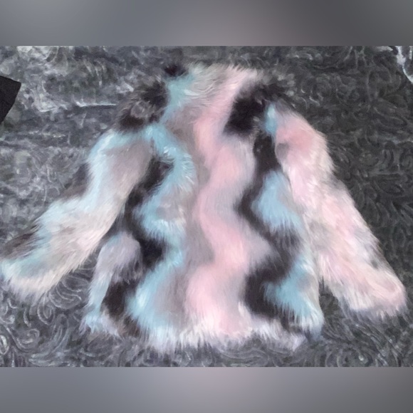 Cat & Jack Fur Coat Size Large (10/12) - Picture 4 of 4